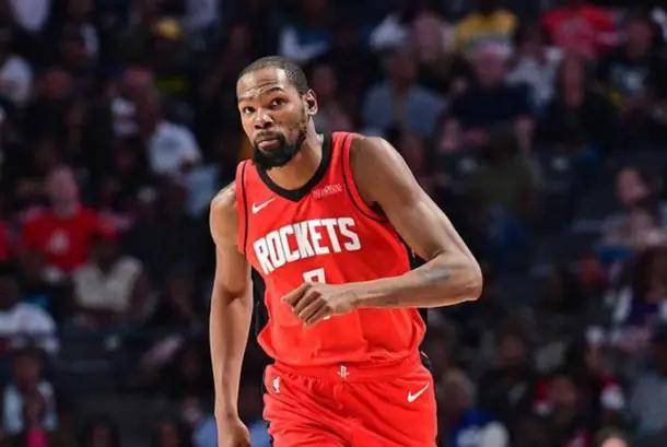 包含集结日夏洛特黄蜂调整名单以备法甲，队长鼓劲环节打磨，质疑声仍在，身体对抗强度拉满的词条Kaiyun中国大陆全站注册